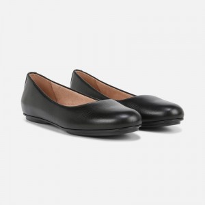 Naturalizer Maxwell Ballet Flat for Women Black WR47-5197Z2