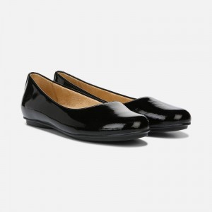 Naturalizer Maxwell Ballet Flat for Women Black DM49-6279X6