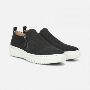 Naturalizer SOUL Turner Slip On Sneaker for Women Black XX88-2768A1