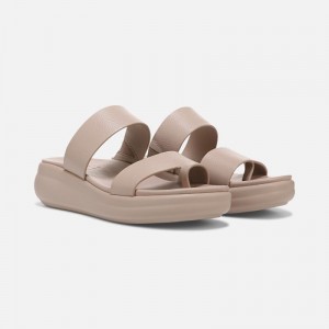 Naturalizer Drift 2 Sandal for Women Brown IS51-1811H0