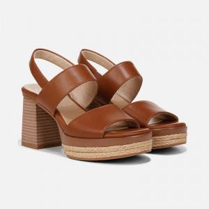 Naturalizer SOUL Holly Sandal for Women Brown AD05-0465V7
