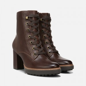 Naturalizer Callie Bootie for Women Chocolate XU47-5847T2