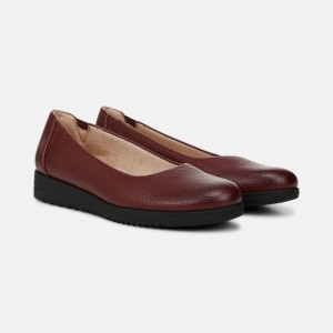 Naturalizer SOUL Idea Ballet Flat for Women Dark Red OJ35-5385T7