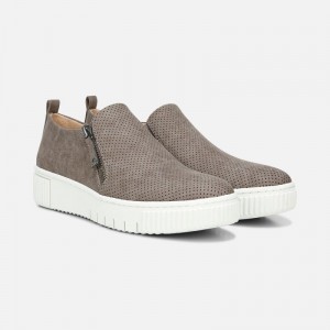 Naturalizer SOUL Turner Slip On Sneaker for Women Grey HG60-7040F8