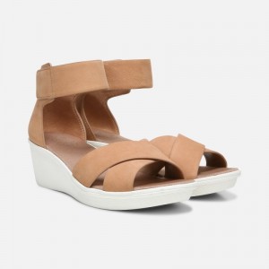Naturalizer Riviera Wedge Sandal for Women Rose Gold AZ29-9729A4