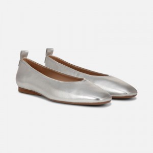 Naturalizer 27 Edit Carla Flat for Women Silver QO23-4423K7