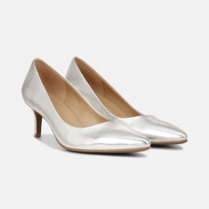 Naturalizer Everly Pump for Women Silver BA17-4717N4