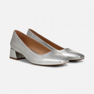 Naturalizer Huntley Block Heel Pump for Women Silver HG47-6367I3