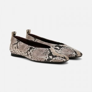 Naturalizer 27 Edit Carla Flat for Women Snake TT33-7523Z5